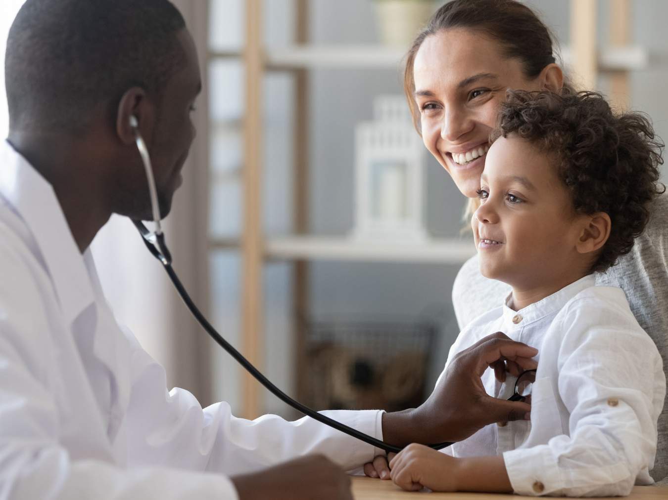 Jonathan-Heeter-gives-back-to-health-care.jpg
